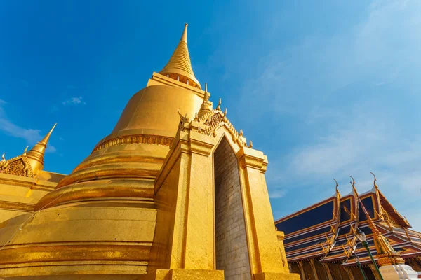 Wat Phra Kaew - the Temple of Emerald Buddha in Bangkok Thailand — Stock Photo, Image