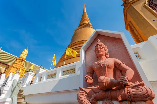 God of Music at Wat Bovorn (Bowon) Nivet Viharn in Bangkok, Tailândia — Fotografia de Stock