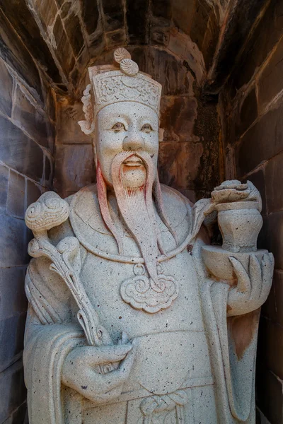タイ、バンコクのワット · アルン (アルン寺) ・ ガーディアンの像 — ストック写真