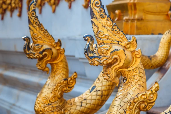 Mythical Creature Sculpture at Wat Bovorn (Bowon) Nivet Viharn in Bangkok, Thailand — Stok fotoğraf