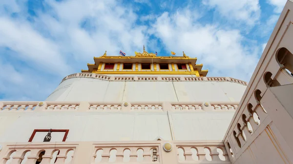 Wat saket - der goldene Bergtempel (phu khao thong) in Bangkok, Thailand — Stockfoto