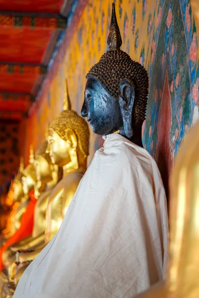 Wat Arun - Bangkok, Tayland şafak Tapınağı Buda heykeli — Stok fotoğraf