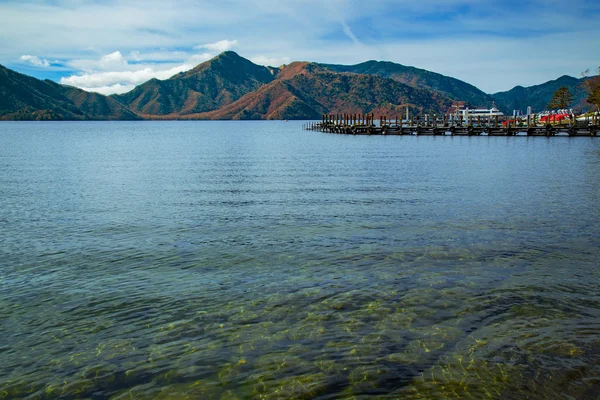 Lake Chuzenji at Nikko National Park in Tochigi, Japan — Stock Photo, Image
