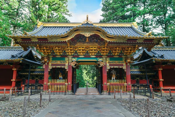 Yashamon Tor at Taiyuinbyo - het Mausoleum van Shogun Tokugawa Iemitsu in Nikko, Japan — Stockfoto