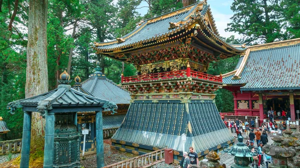 Koro - davul Nikko, Tochigi, Japan, Tosho-gu tapınak Yomeimon kapısı önünde Kulesi — Stok fotoğraf