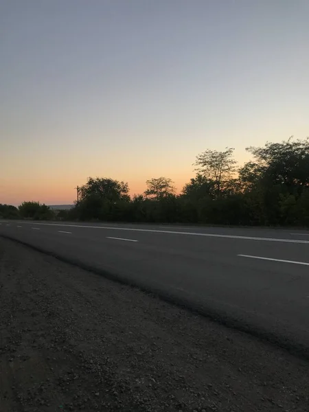 Straße Abend Bei Sonnenuntergang — Stockfoto