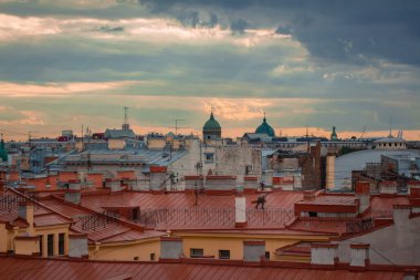 St. Petersburg Rusya 'nın çatılarında gözlem platformları