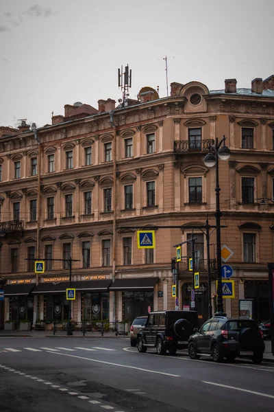 Huse Med Vinduer Gaderne Petersborg Rusland - Stock-foto