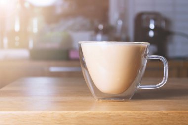 Sabahları bardak gibi taze kahve.. 