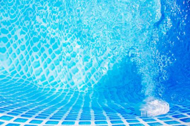 Yüzme havuzu boru teknolojisi. Su filtreleme.