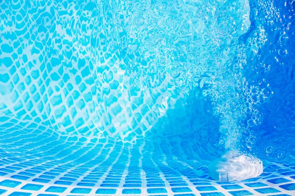 Tecnología de tuberías de piscina. Filtración de agua. Imagen De Stock
