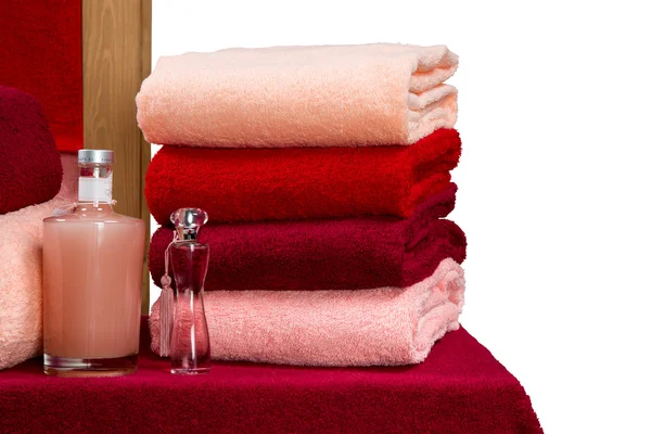 Froté ručníky do úhledné hromádky — Stock fotografie