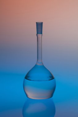 Sıvı kimyasal şişesi