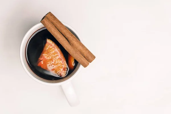 Tazza Con Vin Brulè Caldo Con Arancia Cannella Bastone Sullo — Foto Stock