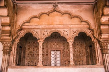 Agra Kalesi, Uttar Pradesh Hindistan 'ın Agra şehrinde tarihi bir kaledir.