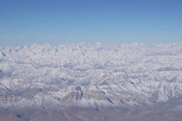 Kuzey Hindistan Daki Alpler Kış Mevsiminde Taze Karla Kaplı Havadan — Stok fotoğraf