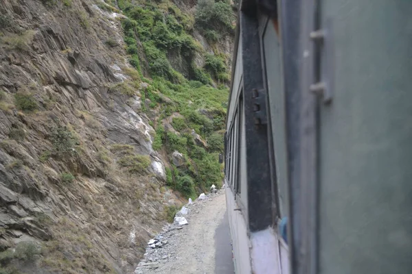 Belle Dangereuse Route Allant Manimahesh Bharmour Chamba Himachal Pradesh Inde — Photo