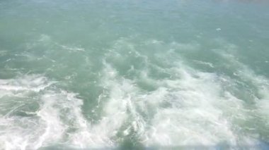 Bir haridwar 'da Ganga Nehri' ni flütlemek