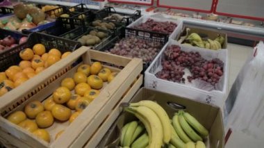 meyve deposu limon muz elma portakal pomelo