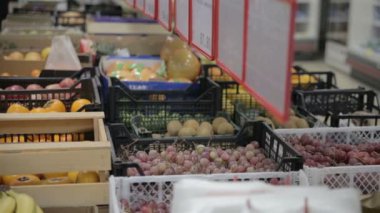 meyve deposu limon muz elma portakal pomelo