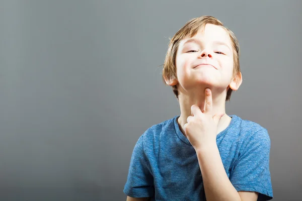 Little Boy Expressions - Cara pensamento engraçado — Fotografia de Stock