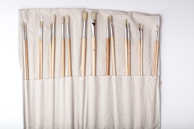 Boya fırçaları farklı boyutlarda ayarla