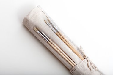 Boya fırçaları farklı boyutlarda ayarla