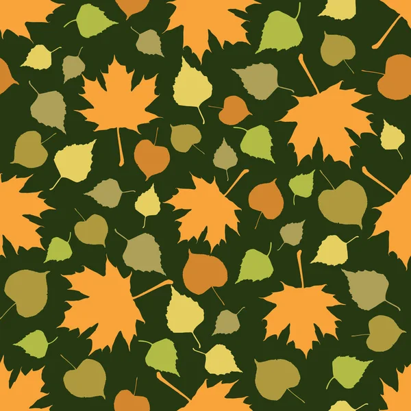 Modello senza cuciture di foglie autunnali isolate su uno sfondo verde. Grafiche Vettoriali