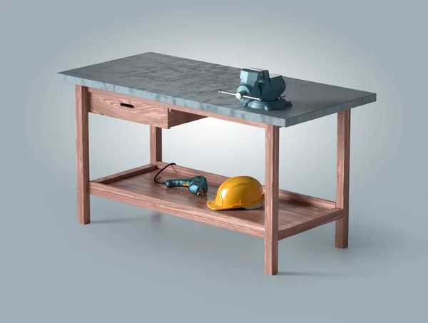 Τραπέζι εργασίας ενός ξυλουργού με μέγγενη, κράνος και τρυπάνι — Φωτογραφία Αρχείου