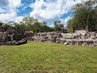 Kutsal Kolombiya öncesi Maya Dini Sitesi