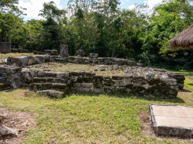 Kutsal Kolombiya öncesi Maya Dini Sitesi