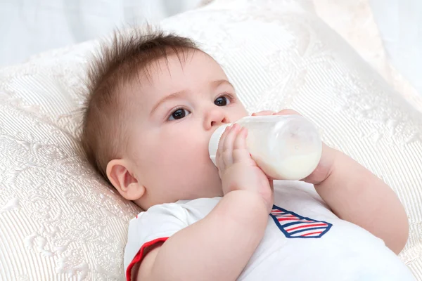 Little baby eating — Stock Photo, Image