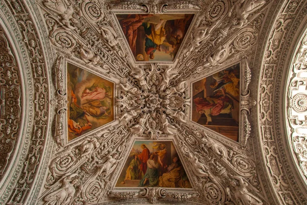 Magnifico Soffitto All Interno Della Cattedrale Salisburgo Austria — Foto Stock