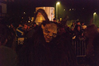 Krampuslauf, Avusturya 'nın Schladming kentindeki geleneksel şeytan geçit töreni.