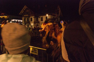 Krampuslauf, Avusturya 'nın Schladming kentindeki geleneksel şeytan geçit töreni.