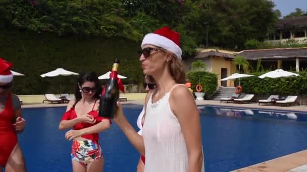 Les Jeunes Filles Sexy Maillots Bain Rouges Blancs Chapeaux Père — Video