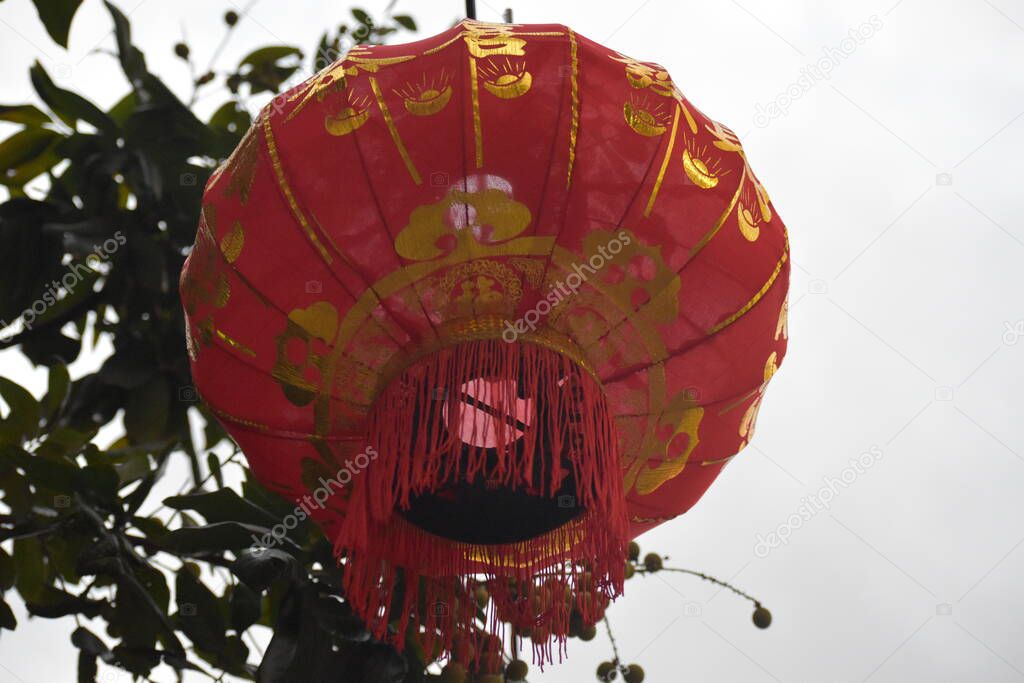 paper lanterns in Chinatown