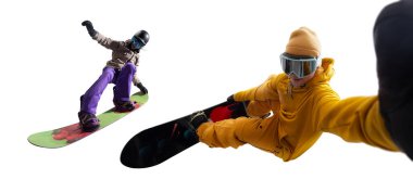 Snowboard sürücüleri beyaz arka planda izole edildi.