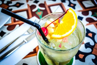 İspanyol büyük beyaz Sangria