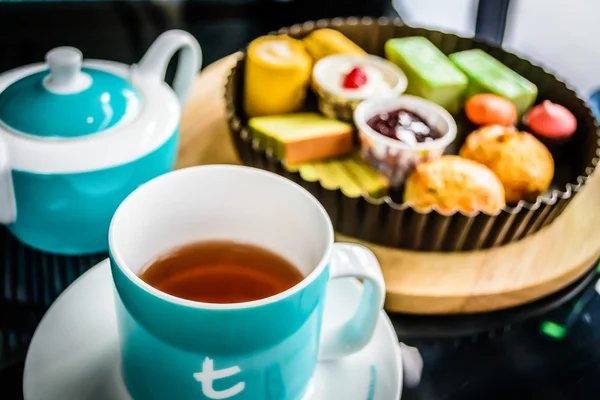 Tarde alta pastelería de té conjunto — Foto de Stock