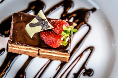 çikolata layer cake