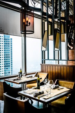 Modern çağdaş yüksek sınıf güzel yemek Restoran iç