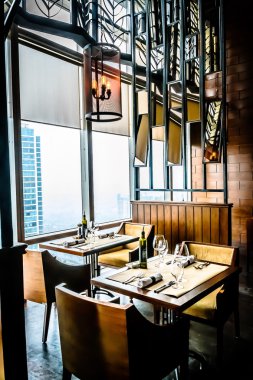 Modern çağdaş yüksek sınıf güzel yemek Restoran iç