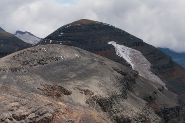 Dağ tepe ve buzul Bolivya Andes