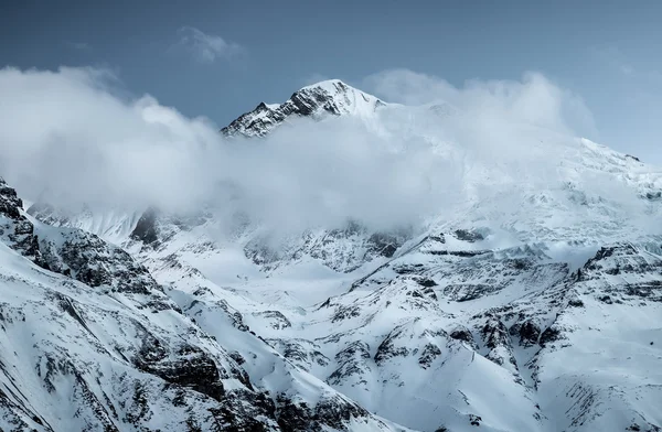 在喜马拉雅山高 — 图库照片