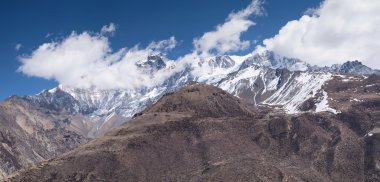 Sabah saat yüksek dağın
