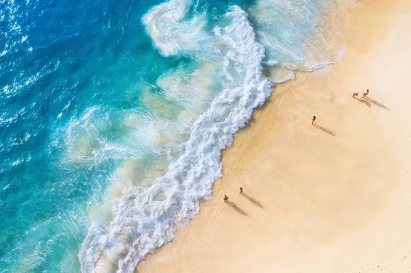 Beach Large Ocean Waves Coast Background High Rock Blue Water — Stock Photo, Image