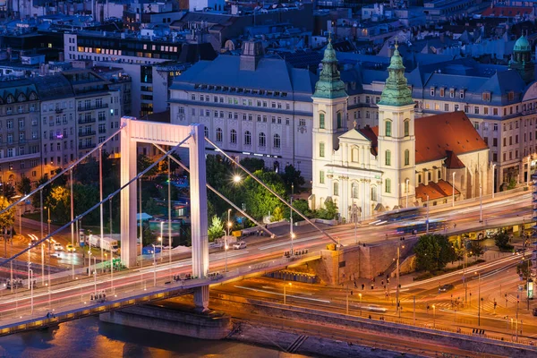Pemandangan Budapest Malam Hari Hungaria Sebuah Pemandangan Kota Eropa Lalu — Stok Foto