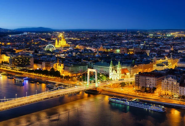 Вид Будапешт Ночью Венгрия Городской Пейзаж Европе Колесо Обозрения Древняя — стоковое фото