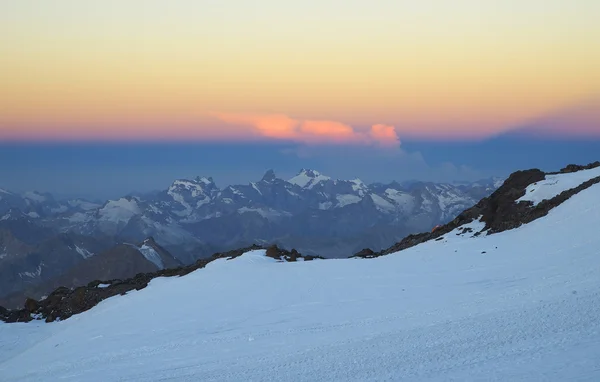 Sunrise högt berg — Stockfoto